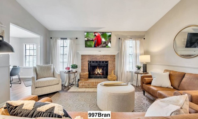 Church Street Haus | ATH - Jonesboro- 3BR - Pet Friendly - Fenced (997)