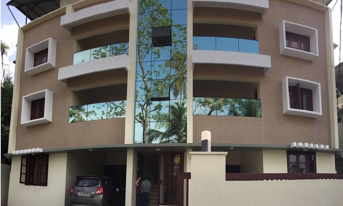 Nedumangad Haus | Athrakkattu Enclave Deluxe Suite mit 1 Schlafzimmer