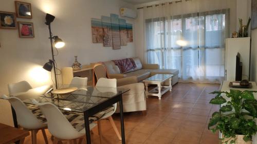 Atlanterra Wohnung | ATLANTERRA BAJO. SALIDA DIRECTA. URBANIZACIÓN DE LUJO. PISCINAS CANCHAS PÁDEL. WIFI Y A/A