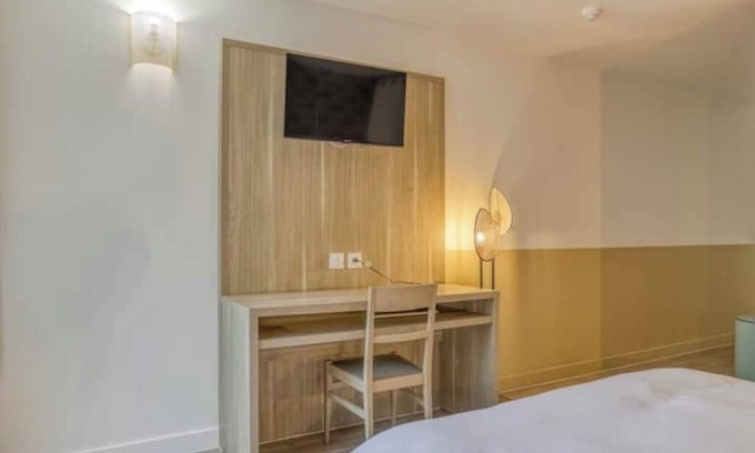 Annemasse Wohnung | Atlas 110 - Large Studio Separate Living Room 35m², Paris