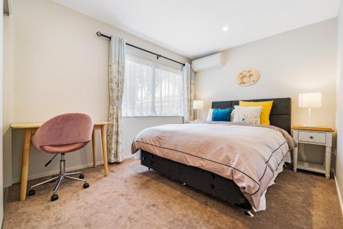 Greenlane - Ellerslie Villa | Auckland Golden Phoenix Holiday Homes