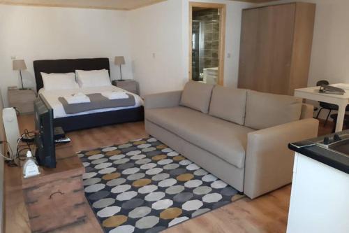 Provesende Wohnung | Aurora Papas