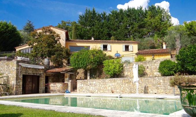 Callian Haus | Authentische und charmante Callian Villa.