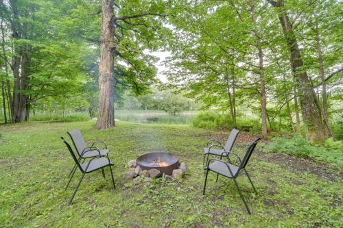 Glidden Haus | Authentic Log Cabin with Private Pond in Glidden