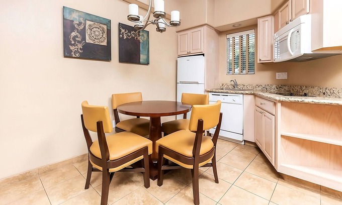 North Scottsdale Hotel | Authentic Southwest Getaway! Full Kitchen, Swimming Pool, Free Parking!