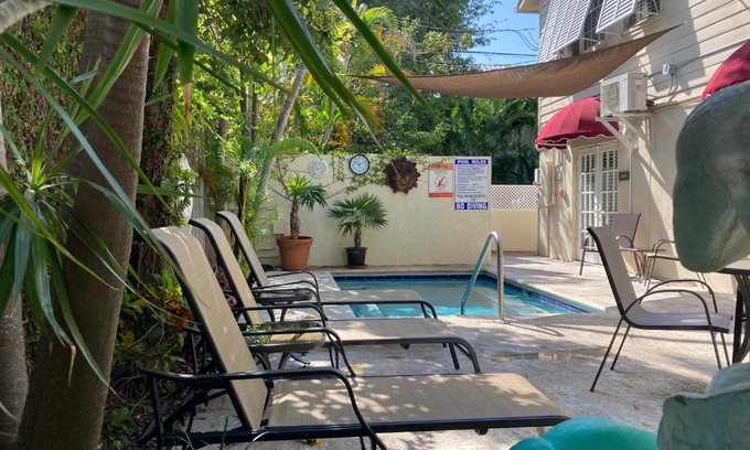 The Meadows Haus | Authors Key West Guesthouse