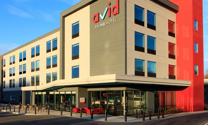Revere Hotel | avid hotels - Boston Logan Airport - Revere by IHG