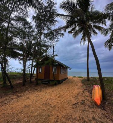 Kasaragod District Haus | Avisa Beach House