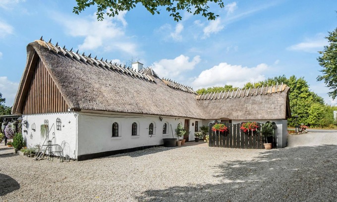 Aeroskobing Wohnung | Awesome apartment in Tommerup with house a panoramic view
