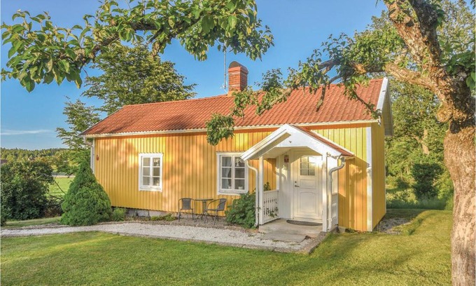 Asensbruk Haus | Awesome Home In Åsensbruk With Kitchen