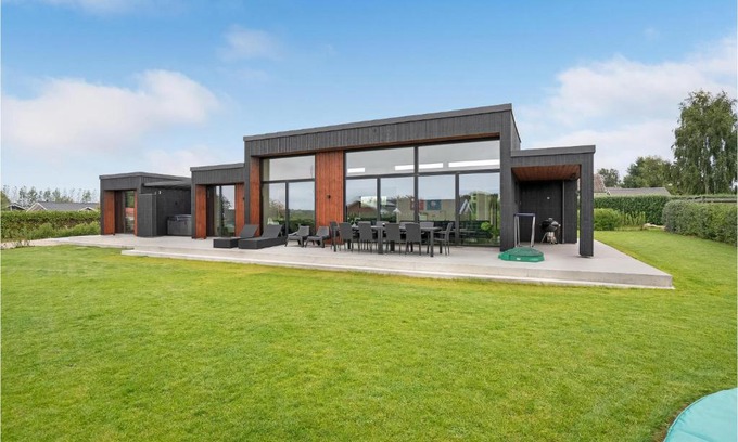 Flovt Strand Haus | Awesome Home In Haderslev With Sauna