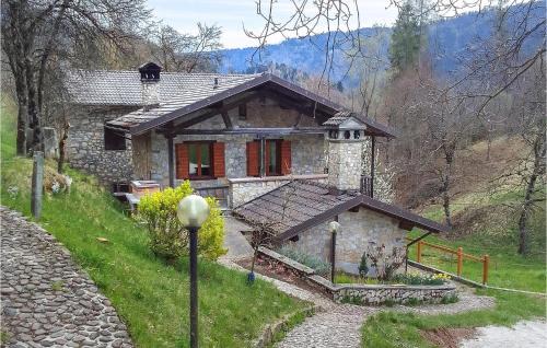 Sovramonte Haus | Awesome Home In Sovramonte With Wifi