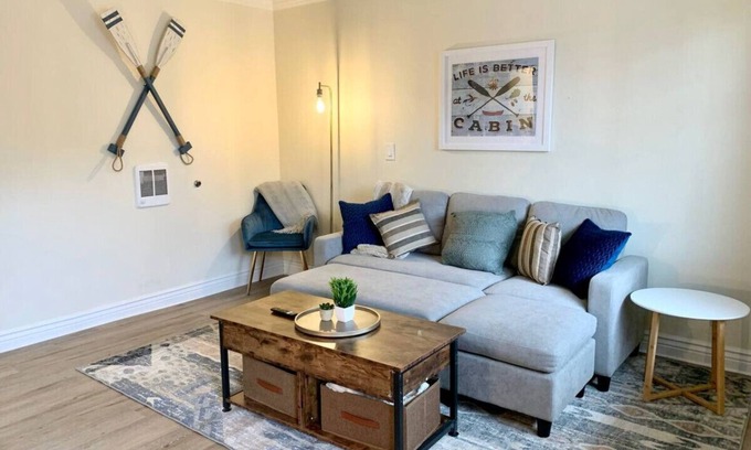 Lakeside Park Hotel | Awesome room layout for couples and solo-travelers at PERFECTLY located lodge.