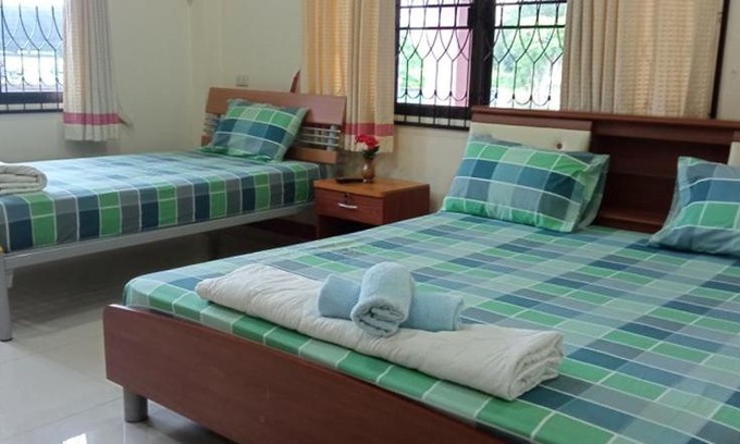 San Phi Suea Sonstige | B&B เพลส ห้องพัก 200 ห้องพัก 300 ห้องพัก 150 ที่พักเชียงใหม่ราคาถูก ห้องพักเชียงใหม่ราคาถูก โรงแรมเซลส์ส์