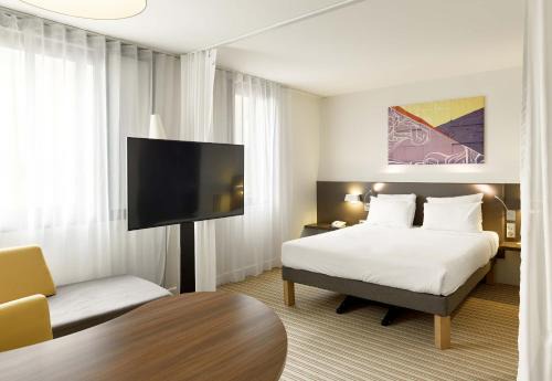 Roissy-en-France Hotel | B&B HOTEL Paris Grand Roissy CDG Aéroport 4 étoiles