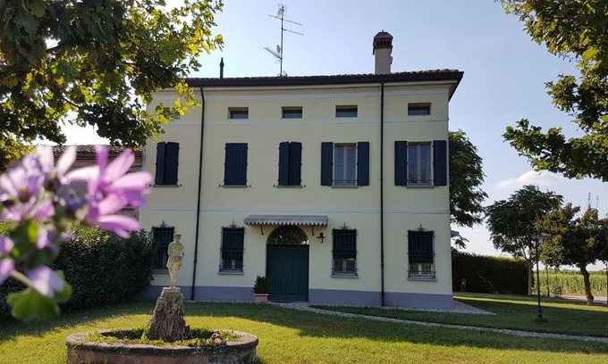 Prada Bed & Breakfast | B&B Le Ripe