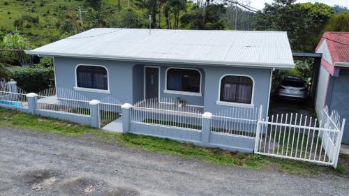 Pacuare Reserve Haus | B&B Pacuare River Gateway Tica House