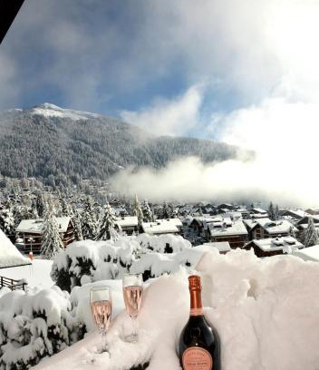 Verbier Wohnung | B L A C K B I R D V E R B I E R Trés rare et exclusif penthouse de 160 m2