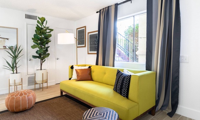 Desert Hot Springs Wohnung | Chez Jardin # 5, Desert Gem, neu eingerichtete Wohnung