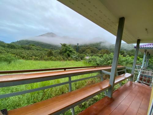 Nong Nam Daeng Haus | Baan I-A-run Resort