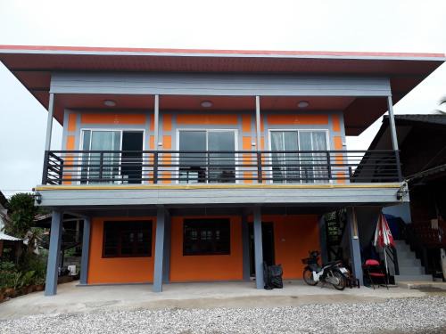 Sangkhla Buri Haus | Baan Wang Kaew