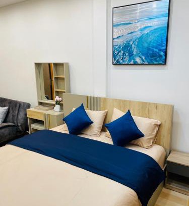 Talat Yai Wohnung | Baannira บ้านนิรา