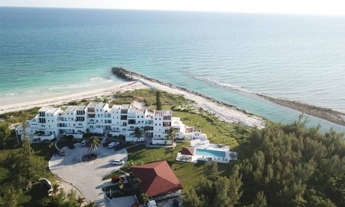 Bahamas Terrace Eigentumswohnung | Bahamian Beachfront Paradise, directly on the beach!
