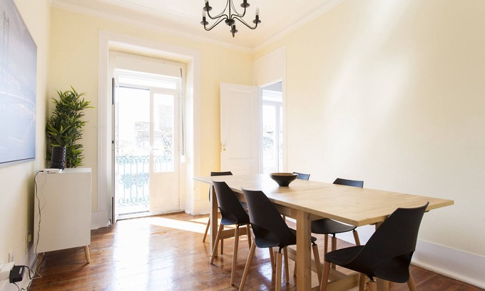 Bairro Alto Wohnung | DUPLEX IN CHIADO/BAIRRO ALTO WITH VIEW