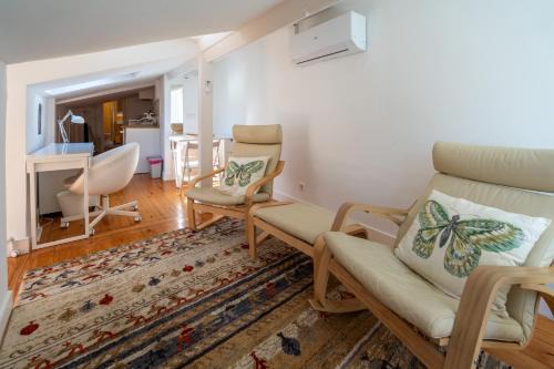 Encarnacao Wohnung | Bairro Alto Tiny Studio by Homing