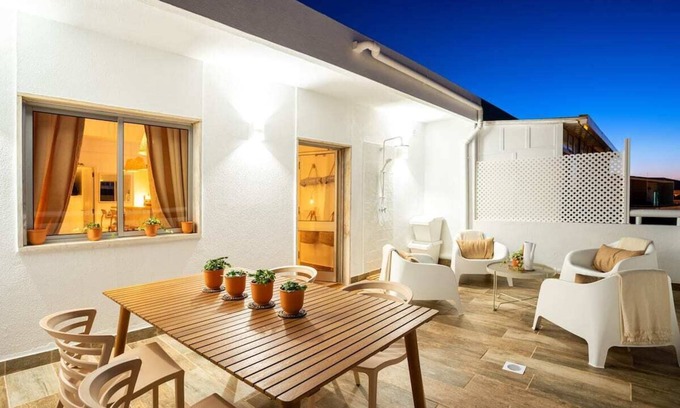 Se Wohnung | Baixa de Faro Rooftop in the historic center of Faro (Pets welcome)