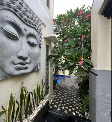 Legian City-Centre Villa | Bali, Kuta, De Kubu Villa No1