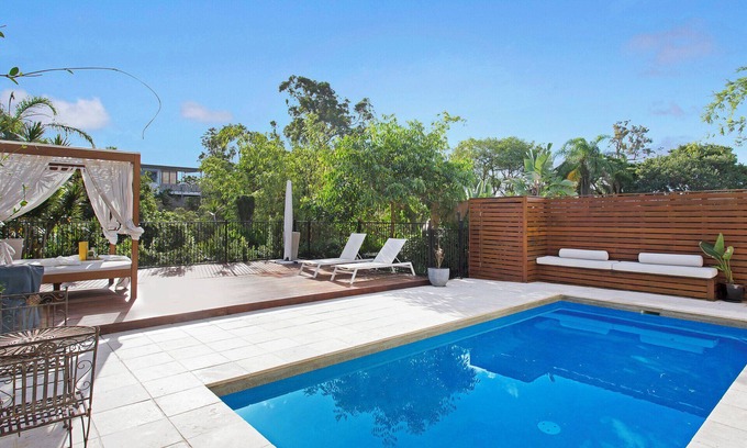 Morningside Haus | Balmoral House Retreat Pool & Spa