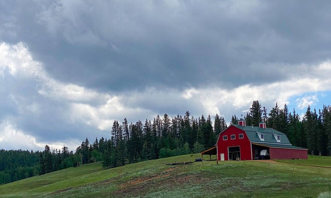 Divide Sonstige | Barndominium with a view