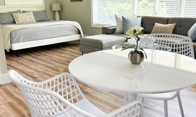 Traverse City Wohnung | Bay Town Suite - Gastfreundschaft an der Bucht