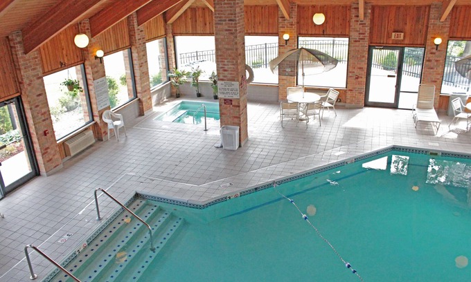 Battle Creek Hotel | Baymont by Wyndham Battle Creek Downtown