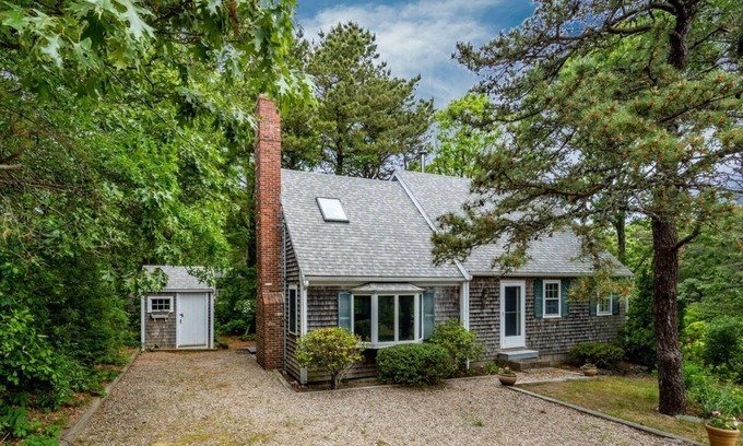 North Eastham Haus | Bayside Home Within a Mile of Kingsbury Beach and Wiley Park