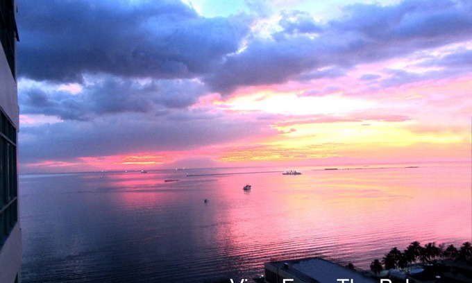 Ermita Night District Wohnung | Baywatch Tower - Malate - Studio 37 m2 - Hervorragender Blick über die Bucht von Manila