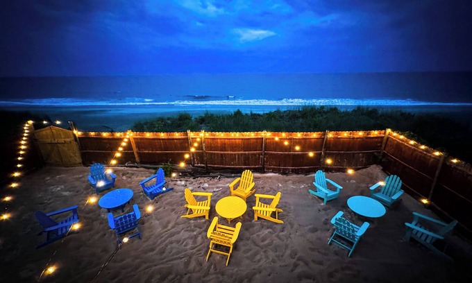 Salisbury Haus | Beach Access-AC-Free Parking-New Listing Discount