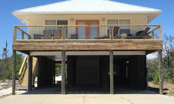 Port St. Joe Hütte | Strand und der Bucht Zugang !. Nähe State Park! Leinen eingeschlossen!