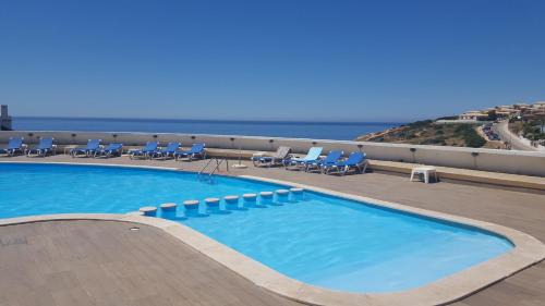 Porto de Mos Wohnung | Beach and Pool Studio Apartment