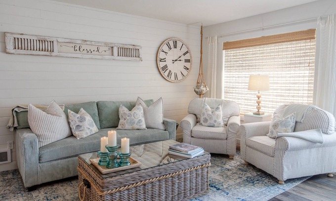 Downtown Cannon Beach Haus | Beach Blessing Summar