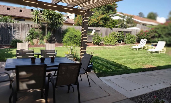 Fire Mountain Haus | Beach Close and Convenient To Everything 2 miles to the beach