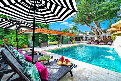 Harbor Beach Haus | Beach Estate Las Olas Beach Best Location