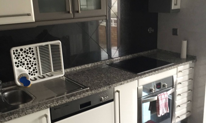 Mozelos Wohnung | Strandapartment in geschlossener Privatwohnung (mit 2 Swimmingpools)