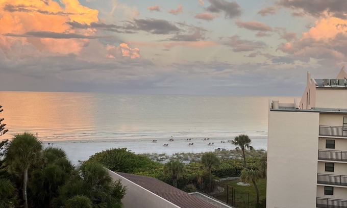 Siesta Key Eigentumswohnung | PARADIES! Aktualisiert 2bd / 2th On the Beach "FALL SPECIAL OKT. 31-DEZ. 31
