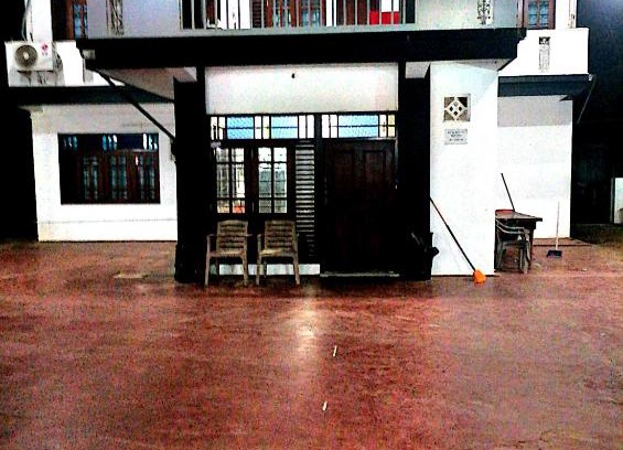 Addalachchenai Haus | Beach Guest House Addalaichenai