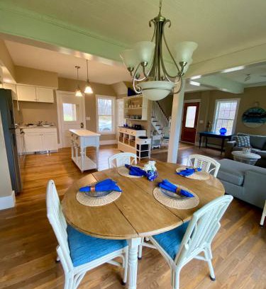 Newport Wohnung | Beach House - On Lake Time