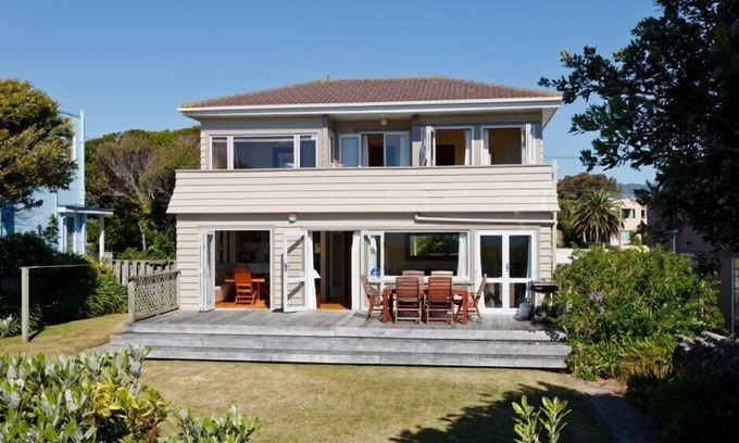 Paraparaumu Beach Haus | Wende der Gezeiten - Paraparaumu Beach Holiday Home