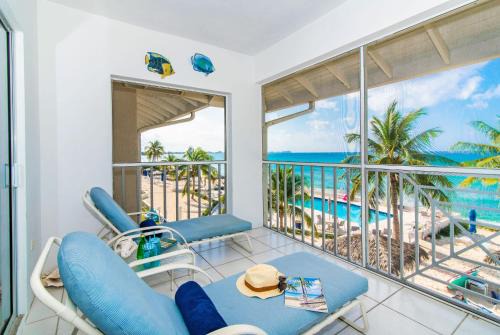 Seven Mile Beach Wohnung | Beach Living at Discovery Point Club