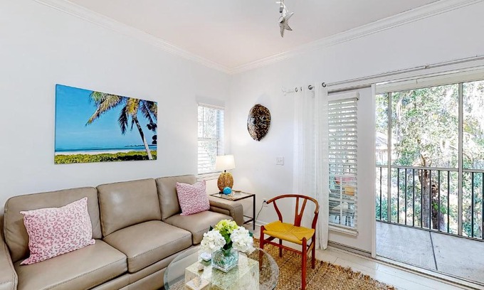 Saint Simons Heights Hotel | Beach Loft In The Trees